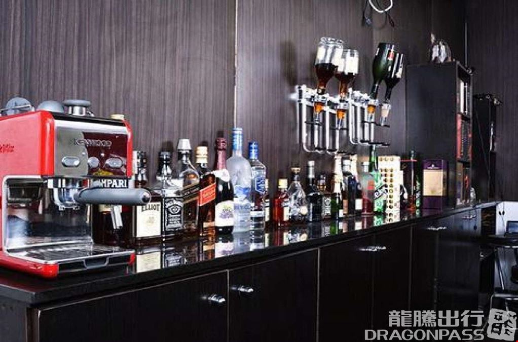 @9TYSIX VIP Lounge Nnamdi Azikiwe International Airport Domestic Terminal