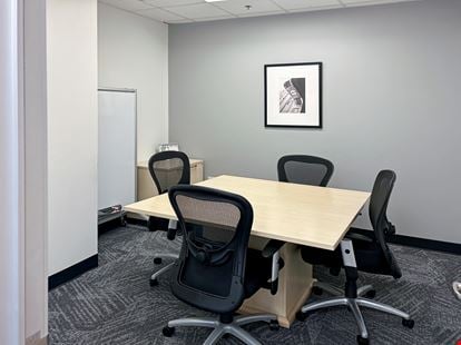 Regus - Indianapolis - Parkwood Crossing Center