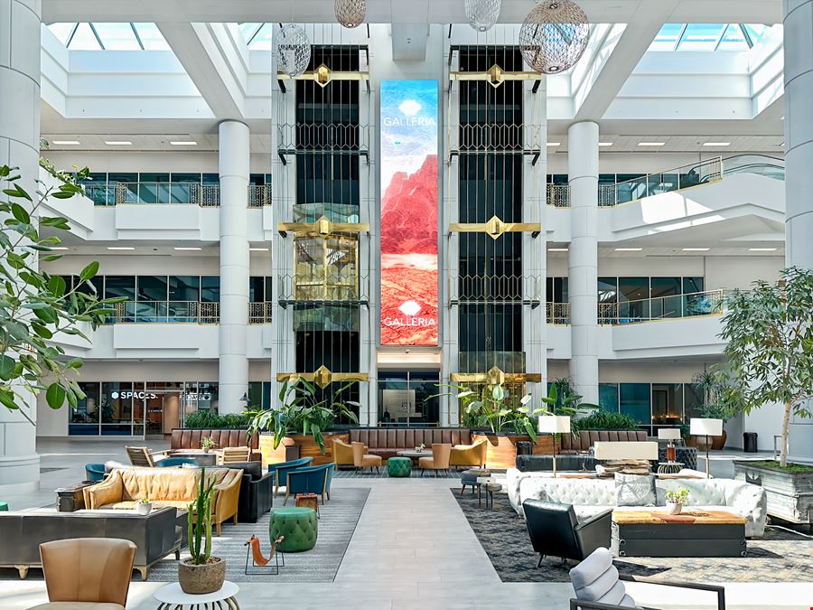 AZ, Scottsdale - Spaces Old Town Galleria