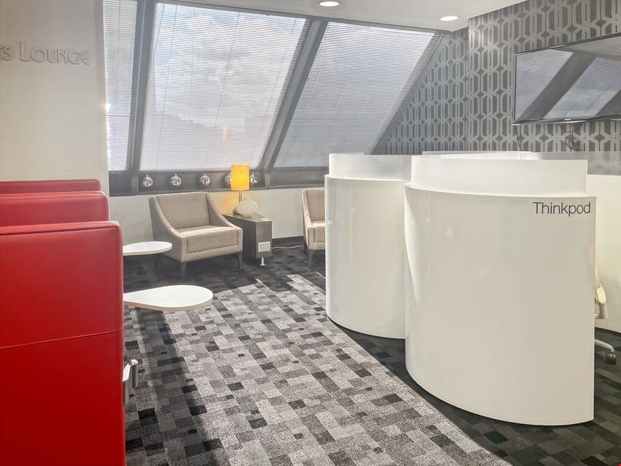 Regus - Knoxville - First Tennessee Plaza
