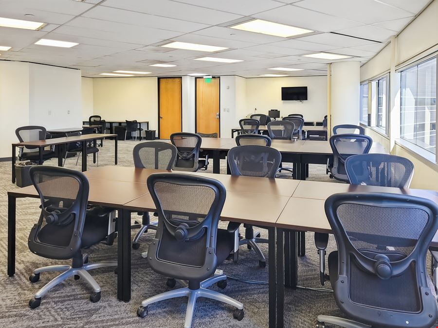 Regus - Dallas - Quorum