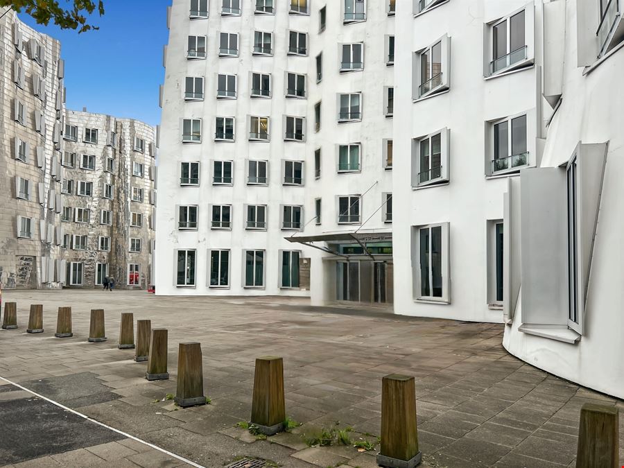 Regus - Neuer Zollhof