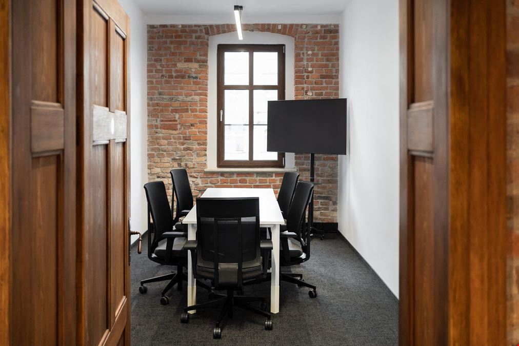 Cluster Stary Dworzec