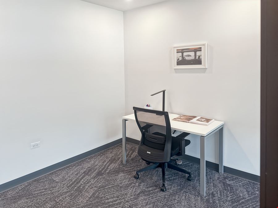 IN, Munster - N Centennial Dr