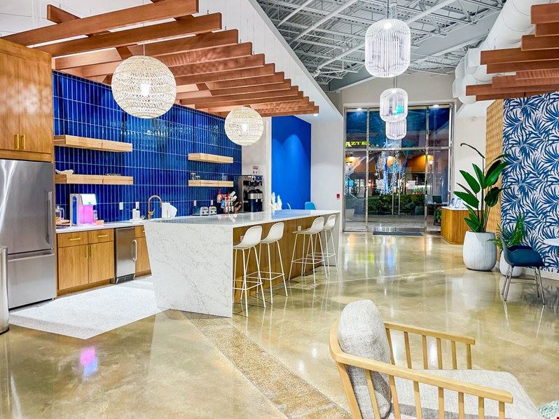 Signature WorkSpace - Wiregrass