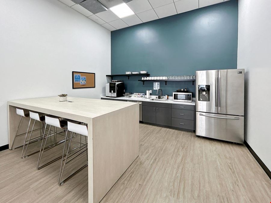 CA, Danville - Railroad Ave