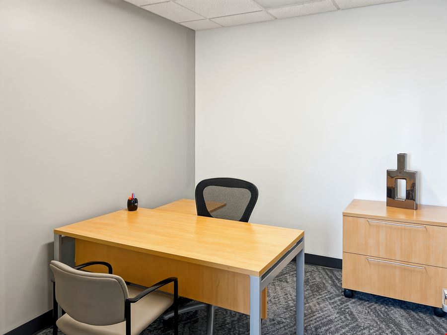 MD, Pikesville - Woodholme Center