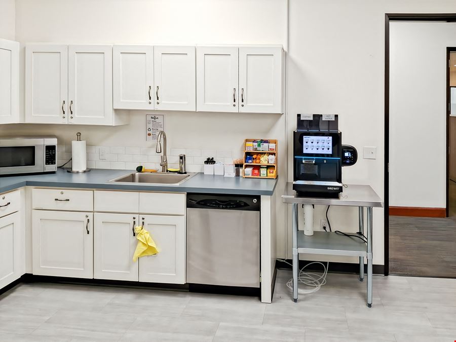 ID, Eagle - E Shore Drive