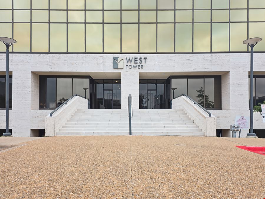 TX, Dallas - Mockingbird Towers