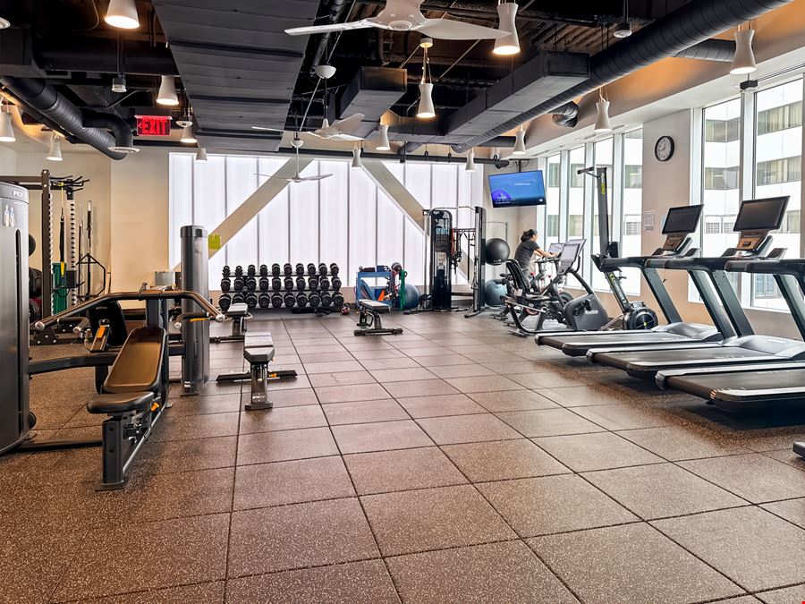 MD, Bethesda - Bethesda Metro Ctr