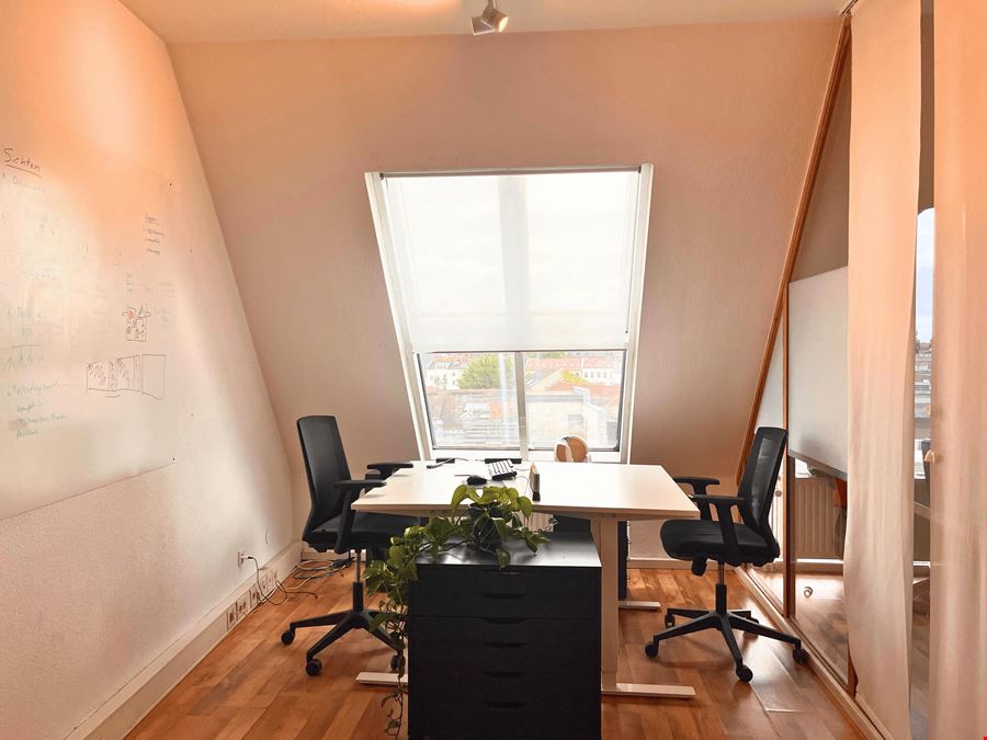 THE GATE BERLIN - Tor 177.04