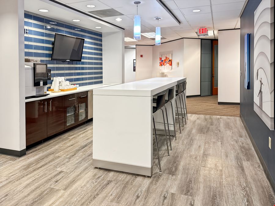 HQ - Overland Park - Commerce Plaza