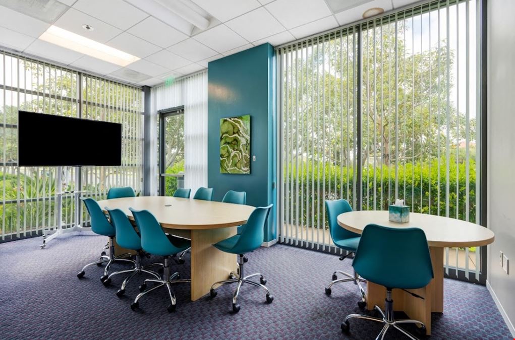 Hera Hub Irvine Coworking