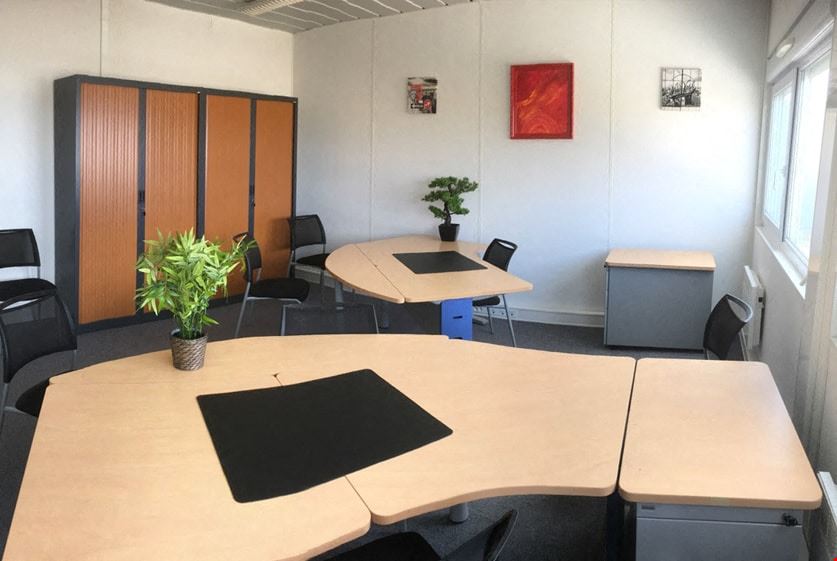 Euripole Business Center