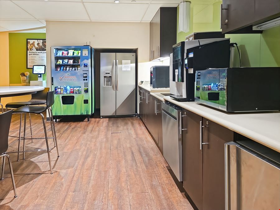 Regus - New York City - 600 Third Avenue