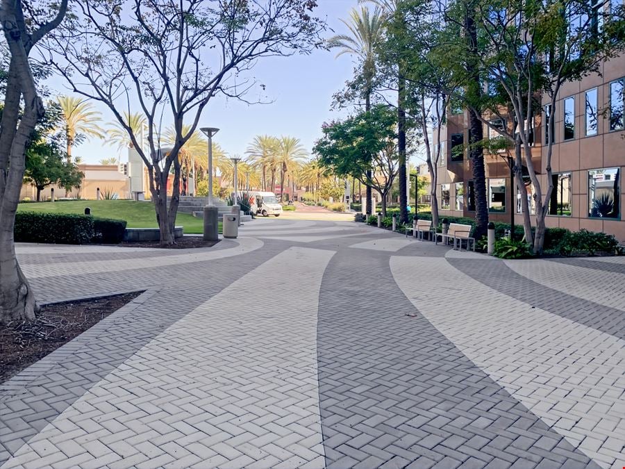 CA, Cerritos - Cerritos Towne Center