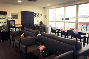 Amelia Earhart Lounge Eglinton Airport Main Terminal