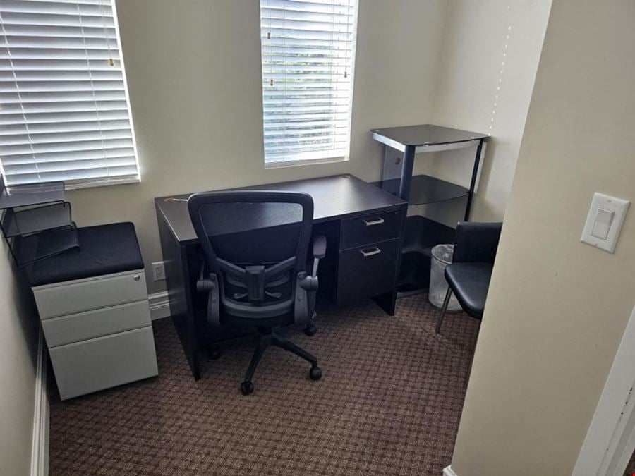 Private office 411