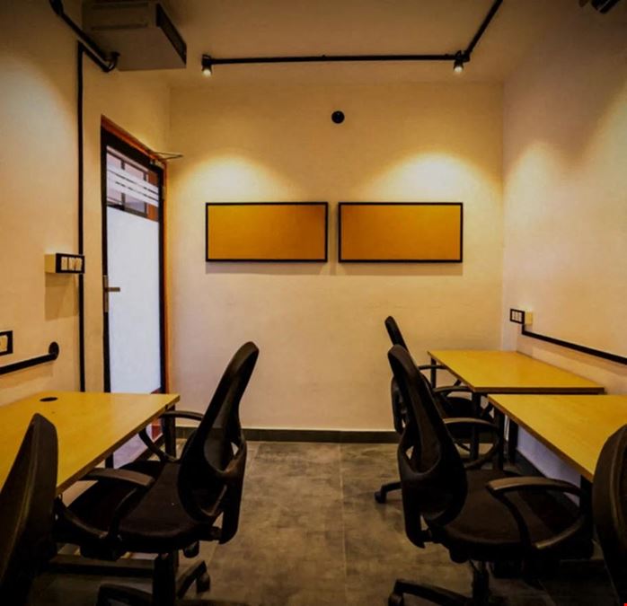 Suits Coworking Spaces - Mansarovar