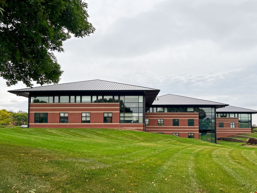 IA, West Des Moines  - West Lakes Pkwy