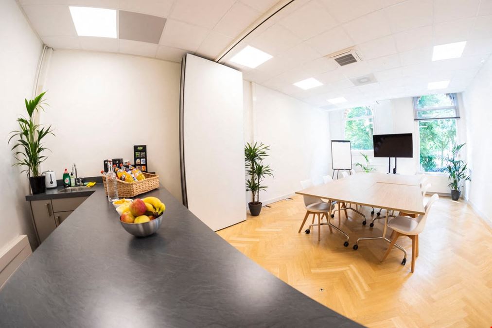 StartDock - Westplein