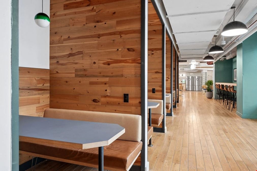 Industrious - Indy by Industrious Met Square