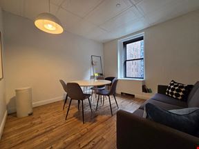704-G: 4-Person Meeting Room in Midtown Manhattan