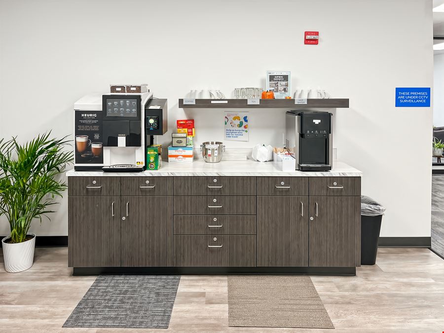 WA, Bellevue - NE 4th St