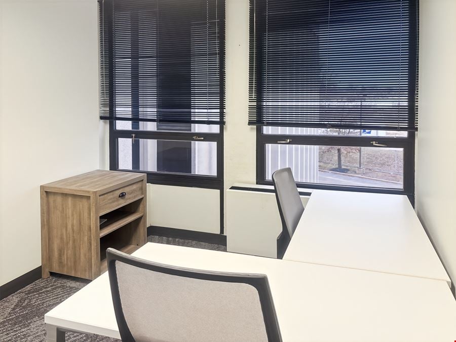 Regus - Melville - Broadhollow Rd