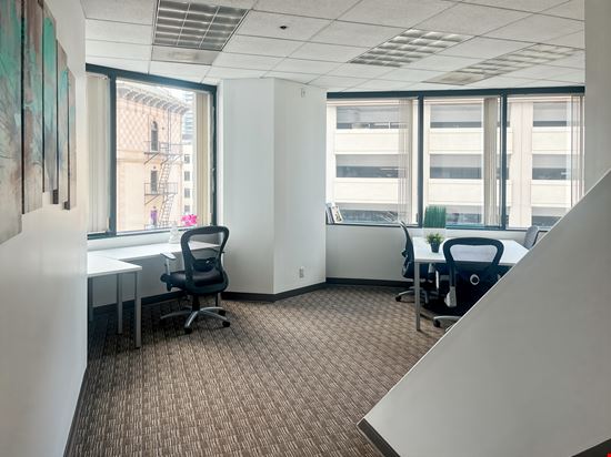 CA, San Diego - Emerald Plaza