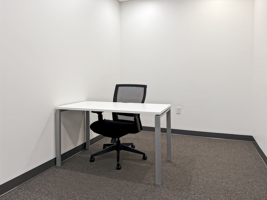 Regus - Norfolk - 25th St