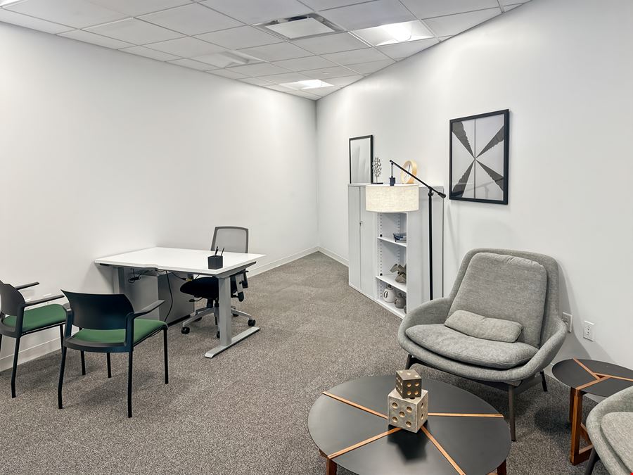 NC, Charlotte - Trade and Tryon