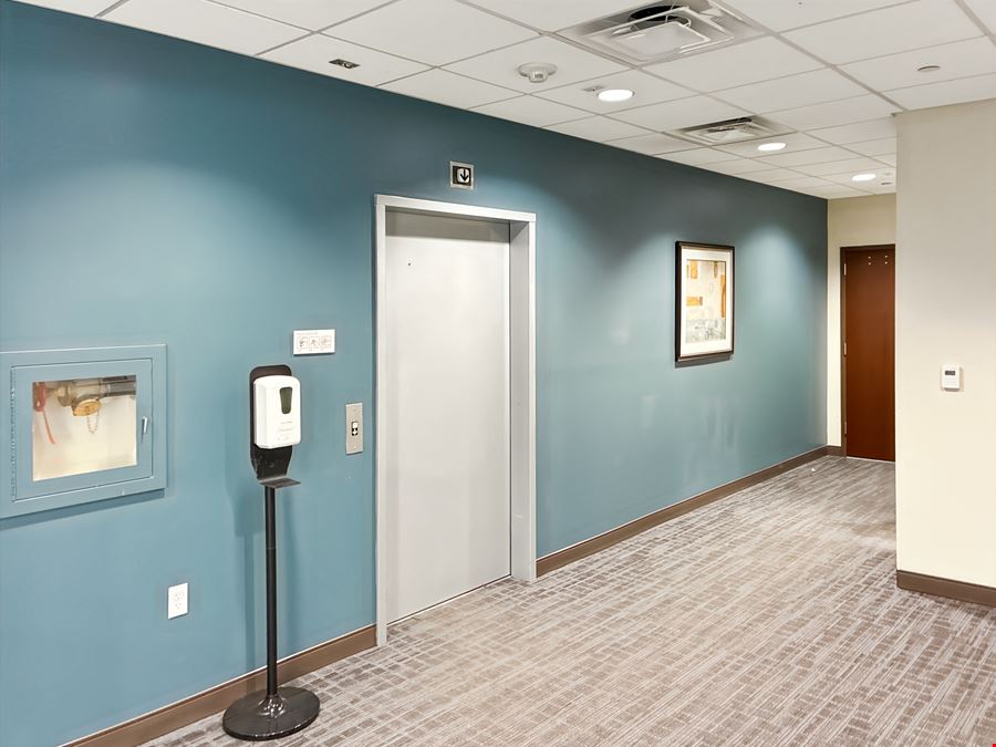 Regus - Exton - Eagleview Corporate Center