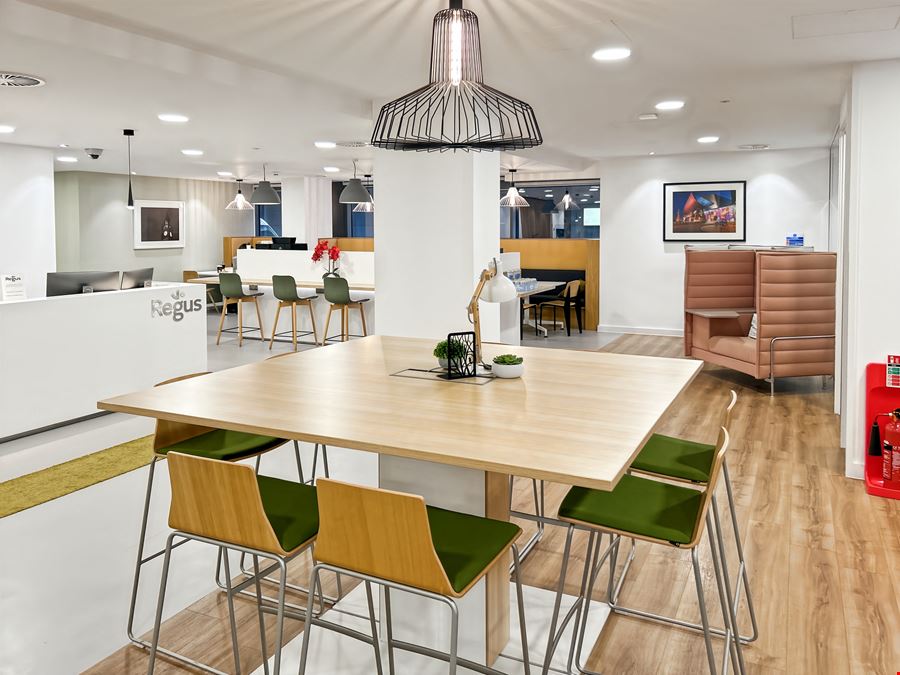 Regus - St James Tower