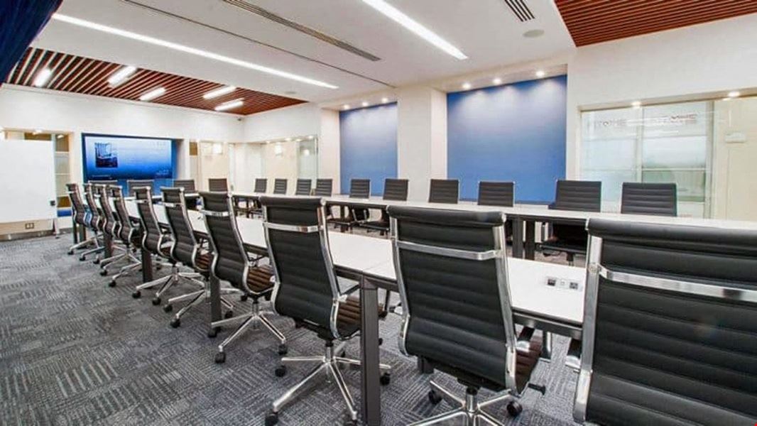 Jay Suites Bryant Park