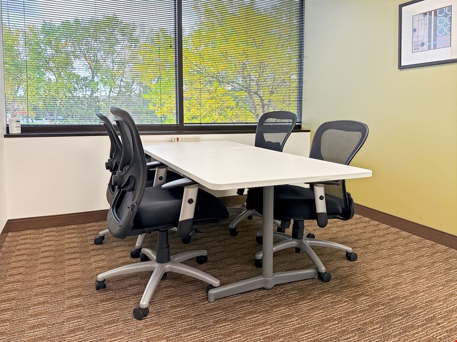 MN, Eagan - Grand Oak I