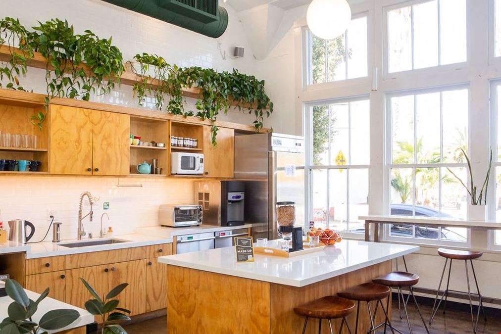 Kiva Cowork: Funk Zone