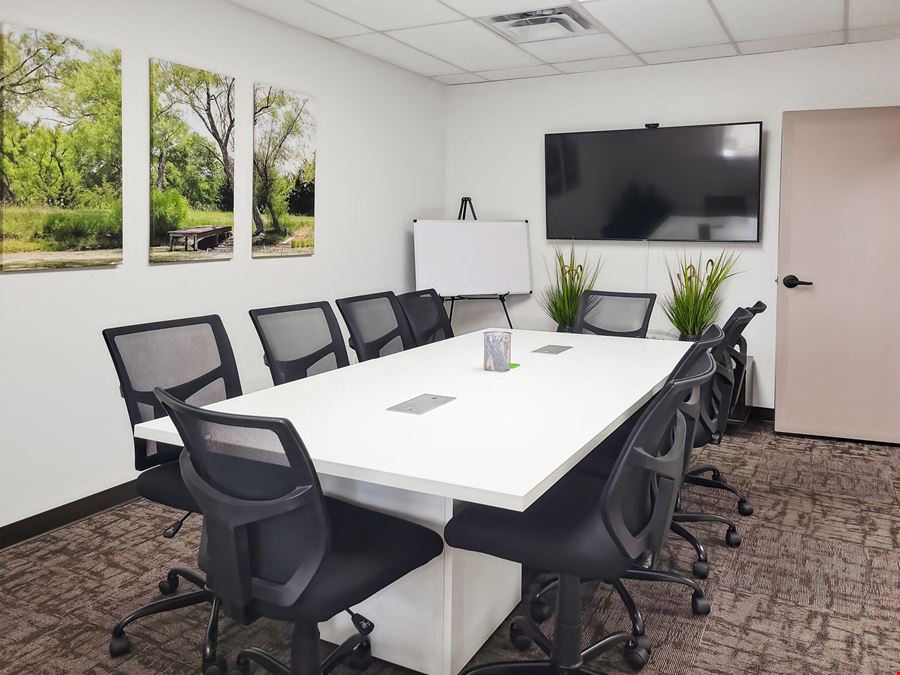 Regus - Lafayette - The Plaza
