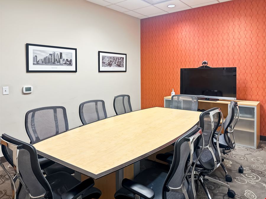 Regus - Las Vegas – Tivoli Village