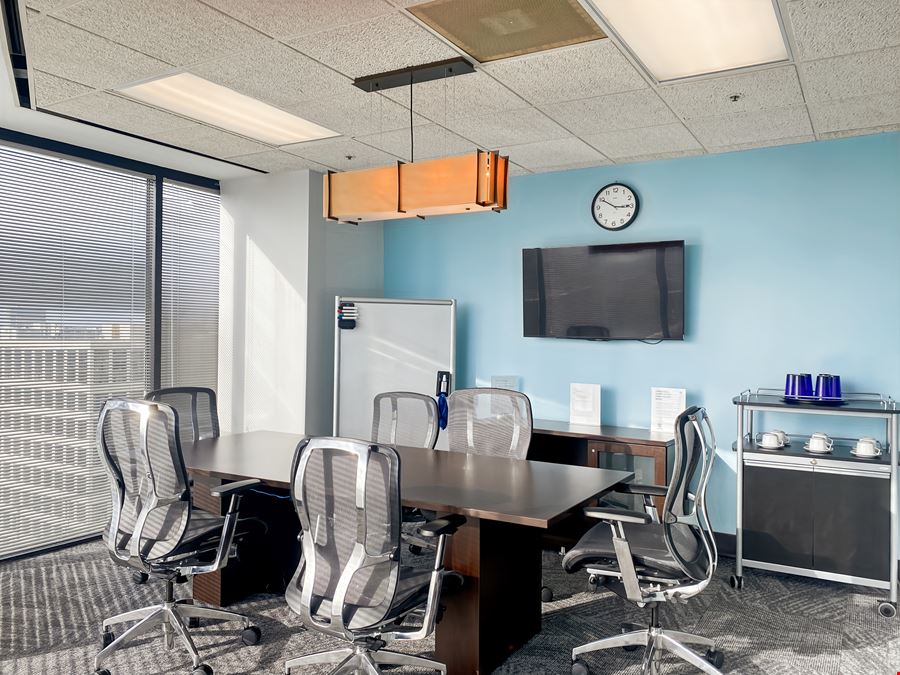 LA, New Orleans - St Charles and Poydras