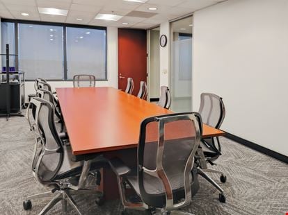 Regus - Kansas City - Crown