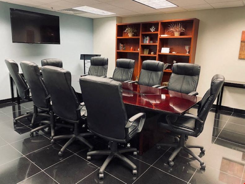 Union Centre - 1331 Union Avenue