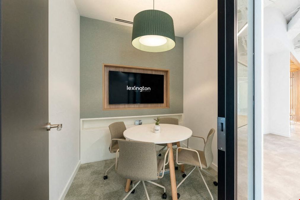 Lexington - Diagonal 545 - L'illa Complex