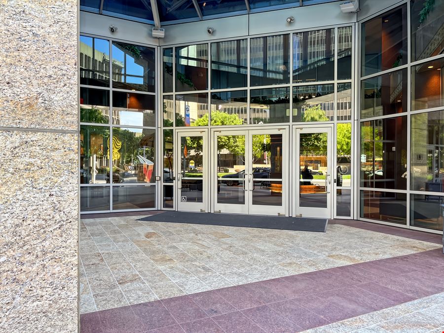 Regus - Sacramento - 500 Capitol Mall