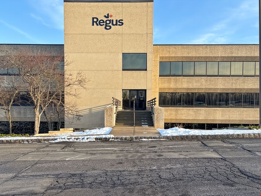 Regus - Hampton - Frontage Rd