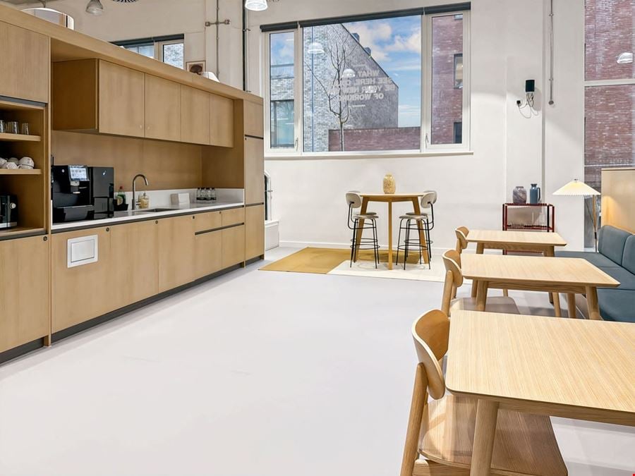 Spaces - London Liddell Place