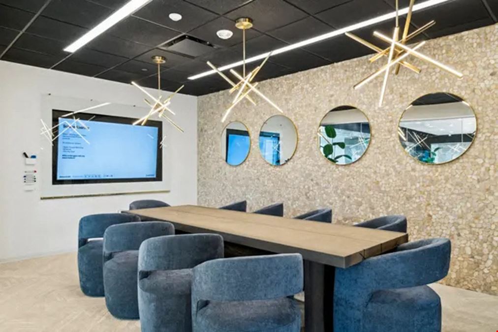 Lucid Private Offices - Kierland/ North Scottsdale