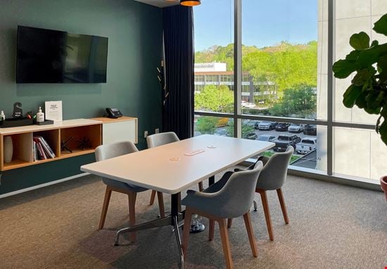 NC, Raleigh - Spaces Crabtree Terrace