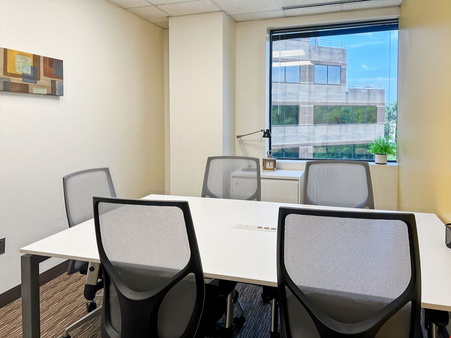 MD, Towson - West Road Corporate Center