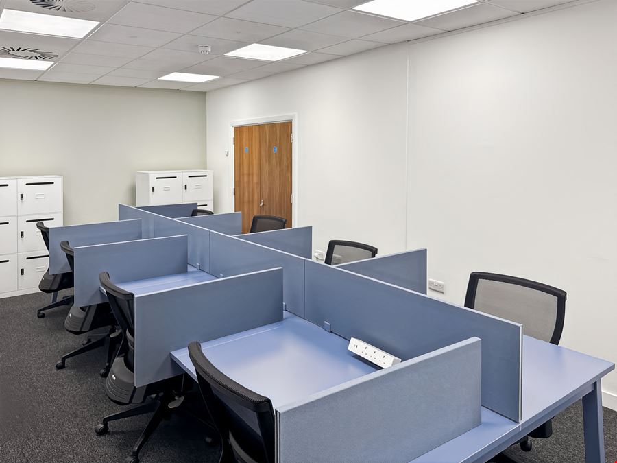 Regus - Taunton Courtenay House